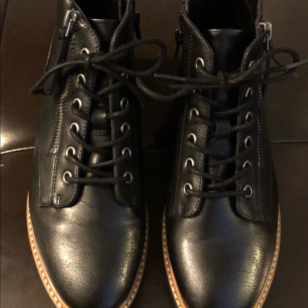 Naturalizer Eeva Boot / Bootie